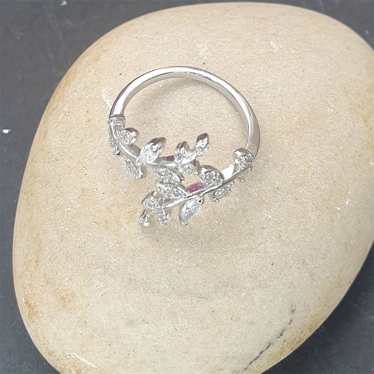 Adjustable Women's Ring 18K Plated Floral Jewelry for Weddings